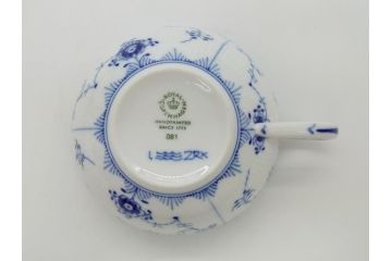 デンマーク　ROYAL COPENHAGEN(ロイヤルコペンハーゲン)　ブルーフルーテッド　ハーフレース　ティーカップ&ソーサー3客セット(洋食器、C&S)(R-062829)