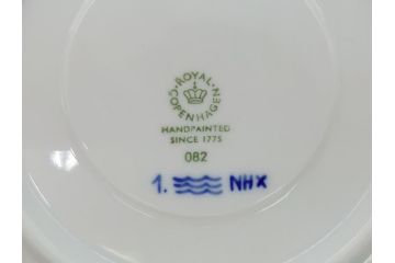 デンマーク　ROYAL COPENHAGEN(ロイヤルコペンハーゲン)　ブルーフルーテッド　ハーフレース　ティーカップ&ソーサー3客セット(洋食器、C&S)(R-062829)