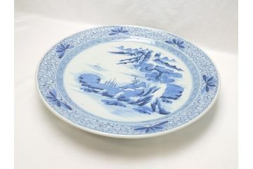 江戸期　古伊万里　染付　山水図　花唐草文　1尺7寸　約52cm　大皿(一尺七寸、和食器、和皿)(R-062835)