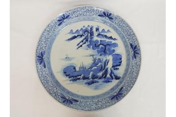 江戸期　古伊万里　染付　山水図　花唐草文　1尺7寸　約52cm　大皿(一尺七寸、和食器、和皿)(R-062835)