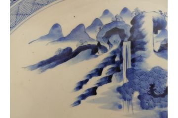 江戸期　古伊万里　染付　山水図　花唐草文　1尺7寸　約52cm　大皿(一尺七寸、和食器、和皿)(R-062835)