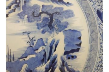 江戸期　古伊万里　染付　山水図　花唐草文　1尺7寸　約52cm　大皿(一尺七寸、和食器、和皿)(R-062835)