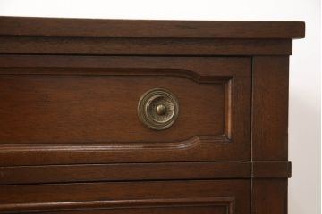 中古　DREXEL HERITAGE(ドレクセルヘリテイジ)　Triune(トライユン)　マホガニー材　気品ある佇まいが美しいサイドボード(サイドチェスト、引き出し)(R-062840)