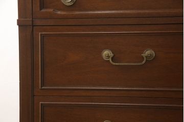 中古　DREXEL HERITAGE(ドレクセルヘリテイジ)　Triune(トライユン)　マホガニー材　気品ある佇まいが美しいサイドボード(サイドチェスト、引き出し)(R-062840)