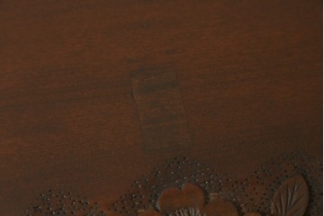 和製ヴィンテージ　軽井沢彫り　繊細な桜の彫刻が目を惹くサイドボード　(R-062844)