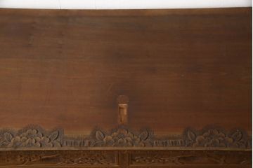 和製ビンテージ　軽井沢彫り　繊細な桜の彫刻が目を惹くサイドボード(サイドキャビネット、リビングボード、収納棚、戸棚、ヴィンテージ)(R-062844)
