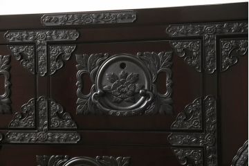 中古　美品　駿河民芸　品の良い牡丹の金具が和の雰囲気を高めるチェスト(和タンス、収納たんす、整理箪笥、衣装箪笥、引き出し)(R-062845)