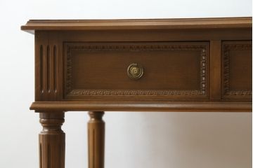 中古　イギリス高級輸入家具　洗練された佇まいが美しいレザートップデスク(机、平机、ワークデスク、在宅用、在宅ワーク)(定価約60万円)(R-062846)