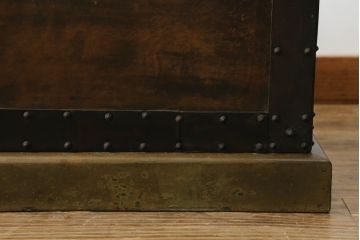 スペインビンテージ　希少!!宝箱デザインの収納ボックス(木箱、収納箱、ディスプレイ、ヴィンテージ)(R-062848)