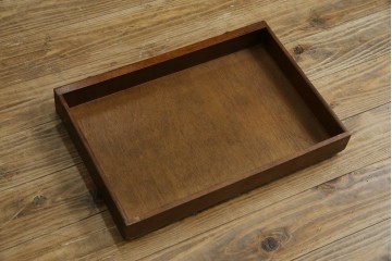 イギリスビンテージ　最高級　Bevan Funnell(ベヴァン・ファンネル)　Reprodux(リプロダックス)　マホガニー材　細部まで凝ったデザインが魅力的なマガジンラック　(R-062849)