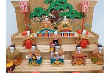奈良　南都　川口神泉　木彫　金彩　極彩色　五段　十五人揃　一刀彫雛人形(共箱付き、木製、雛壇、ひな人形、段飾、コンパクト)(R-062853)