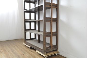 和製ビンテージ　昭和後期　ナラ材　重厚感のある特大サイズ!!古い大学の飾り棚(オープンラック、本棚、収納棚、ブックシェルフ、本棚、ヴィンテージ)(R-062857)