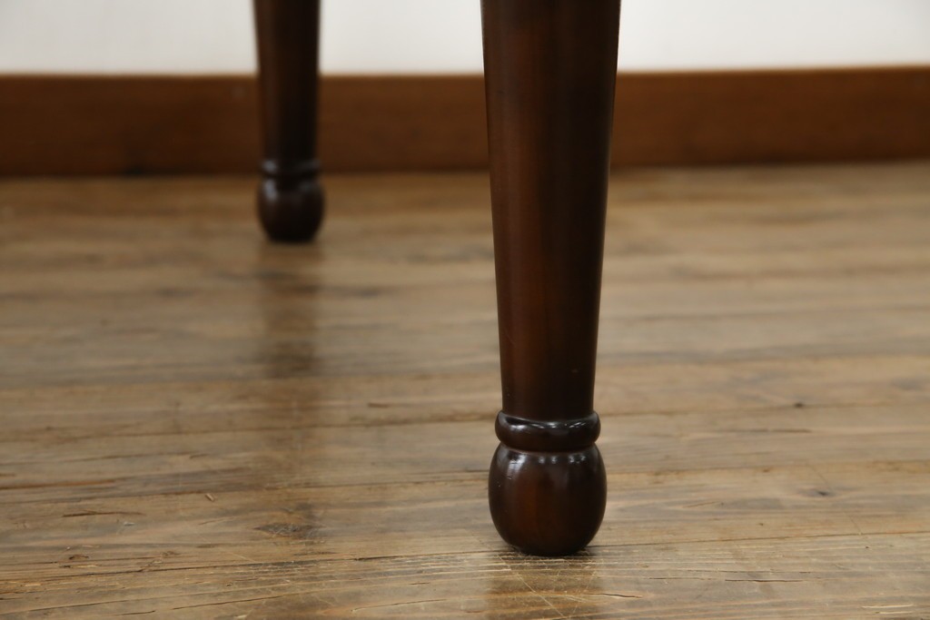 中古　maruni(マルニ木工)　KENT-COURT(ケントコート)　洗練された佇まいとシックな色合いが魅力のダイニングテーブル　(R-062859)