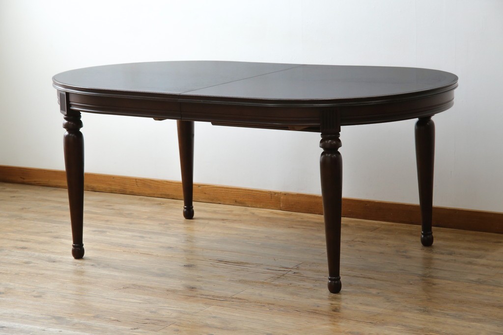 中古　maruni(マルニ木工)　KENT-COURT(ケントコート)　洗練された佇まいとシックな色合いが魅力のダイニングテーブル　(R-062859)