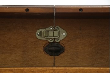 中古　maruni(マルニ木工)　KENT-COURT(ケントコート)　洗練された佇まいとシックな色合いが魅力のダイニングテーブル　(R-062859)