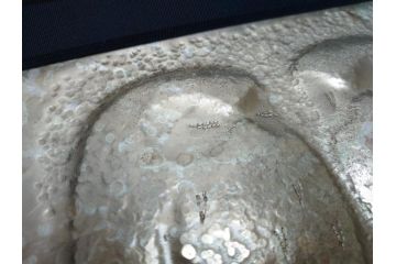 飯田美郎　彫金　金工　ブロンズ　レリーフ　銅板銀メッキ　ふくろう(外箱付き、額装、フクロウ、梟)(R-062902)