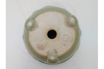 アンティーク雑貨　古民具・骨董　祖洞園池勝製　古い陽刻青磁植木鉢(R-062906)