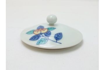 重要無形文化財　人間国宝　有田　十四代今泉今右衛門　宮内庁御用達　錦橘絵　湯呑(共箱付き、和食器)(R-062907)