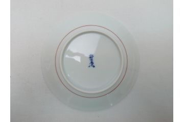 重要無形文化財　人間国宝　十四代柿右衛門(酒井田柿右衛門)　錦　蓼文　4.4寸　約13.5cm　額皿(共箱付き、皿立て付き、色絵、和皿、和食器、四寸四分)(R-062908)