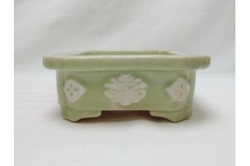 青磁　陽刻　植木鉢(アンティーク雑貨)(R-062915)