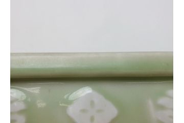 青磁　陽刻　植木鉢(アンティーク雑貨)(R-062915)