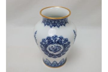 大倉陶園(OKURA、OAC)　呉須　鳳凰紋　明正會50周年　15cm花器(箱なし、花瓶、フラワーベース、花入、白磁)(R-062919)
