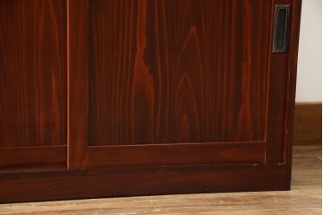 和製アンティーク　漆塗りが上品な雰囲気を醸し出す収納棚(戸棚、キャビネット、下駄箱)(R-062922)