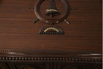 ビンテージ家具　縞黒檀(シマコクタン)材　唐木　激重!!豪華な装飾が重厚な雰囲気を醸し出す収納箱(宝箱、収納ボックス、サイドボード、ヴィンテージ)(R-062924)