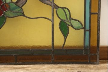 和製アンティーク　華やかな花の図柄が存在感を放つステンドグラス1枚(明り取り、明かり取り、窓)(R-062933)