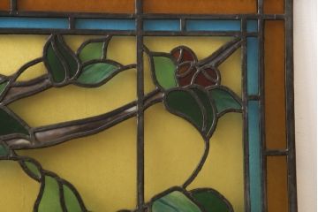 和製アンティーク　華やかな花の図柄が存在感を放つステンドグラス1枚(明り取り、明かり取り、窓)(R-062933)