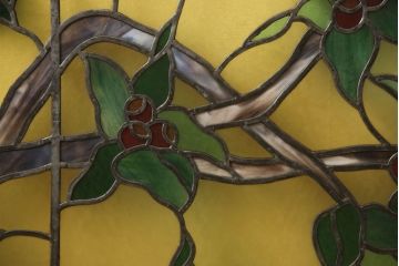 和製アンティーク　華やかな花の図柄が存在感を放つステンドグラス1枚(明り取り、明かり取り、窓)(R-062934)