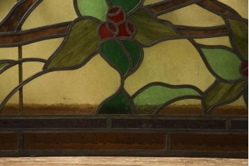 和製アンティーク　華やかな花の図柄が存在感を放つステンドグラス1枚(明り取り、明かり取り、窓)(R-062935)