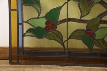 和製アンティーク　華やかな花の図柄が存在感を放つステンドグラス1枚(明り取り、明かり取り、窓)(R-062935)