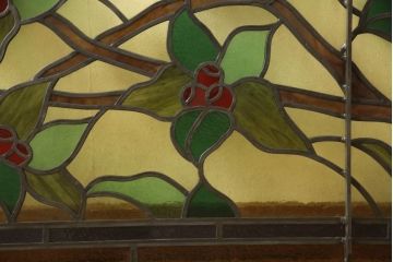和製アンティーク　華やかな花の図柄が存在感を放つステンドグラス1枚(明り取り、明かり取り、窓)(R-062935)