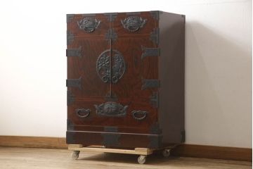 中古　渡辺家具店　漆塗り　美しい杢目と木地呂塗りの艶やかな木肌が美しい仙台箪笥(和タンス、整理箪笥、衣装たんす、小箪笥、引き出し、サイドチェスト)(R-062939)