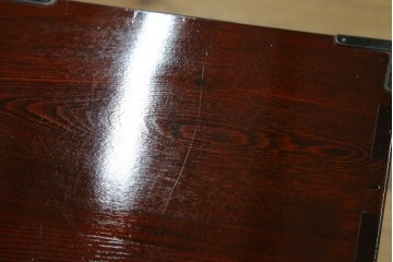和製ビンテージ　木地呂塗り　漆塗り　凝った金具と美しい杢目が上質な和の雰囲気を醸し出す仙台小箪笥　(R-062943)