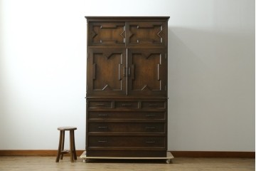 中古　美品　永田良介商店　クラシカルでモダンなデザインが珍しい着物箪笥　(R-062946)