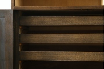 中古　美品　永田良介商店　クラシカルでモダンなデザインが珍しい着物箪笥　(R-062946)