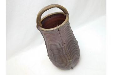 備前焼　伝統工芸士　柴岡一海　籠花入(共箱付き、花瓶、花器、フラワーベース)(R-062952)