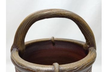 備前焼　伝統工芸士　柴岡一海　籠花入(共箱付き、花瓶、花器、フラワーベース)(R-062952)