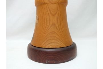 内閣総理大臣賞受賞作家　現代の名工　関口三作　創作こけし　白蓮　49cm(共箱なし、置物、人形、木彫)(R-062953)