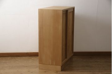 和製ビンテージ　総杉無垢材　鏡板一枚板　杢目が美しい下駄箱(ヴィンテージ、戸棚、収納棚)(R-062959)