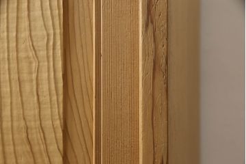 和製ビンテージ　総杉無垢材　鏡板一枚板　杢目が美しい下駄箱(ヴィンテージ、戸棚、収納棚)(R-062959)