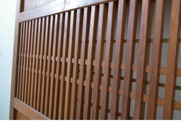 アンティーク建具　和の趣あふれる裏障子付き格子帯戸1枚(引き戸、格子戸)(R-062969)