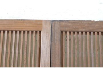 アンティーク建具　情緒ある和の雰囲気作りにおすすめの裏障子戸付き格子戸2枚セット(ガラス帯戸、障子戸、引き戸)(R-062972)