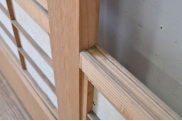 アンティーク建具　情緒ある和の雰囲気作りにおすすめの裏障子戸付き格子戸2枚セット(ガラス帯戸、障子戸、引き戸)(R-062972)