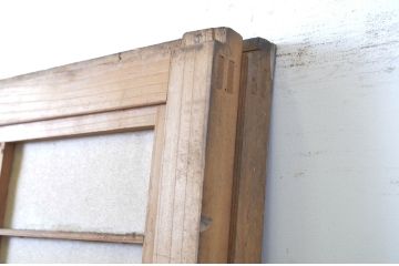 アンティーク建具　情緒ある和の雰囲気作りにおすすめの裏障子戸付き格子戸2枚セット(ガラス帯戸、障子戸、引き戸)(R-062972)
