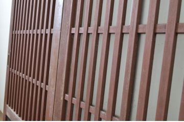 アンティーク建具　和の空間づくりにおすすめ!玄関戸2枚セット(荒格子戸、引き戸、ガラス戸)(R-062974)