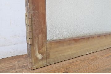 アンティーク建具　シンプルなデザインで取り入れやすいダイヤガラス扉1枚(ドア、ガラス扉)(R-062975)