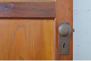 アンティーク建具　大正ロマン　古い洋館の鏡板欅(ケヤキ)材製ドア1枚(扉、木製扉、玄関ドア)(R-062980)